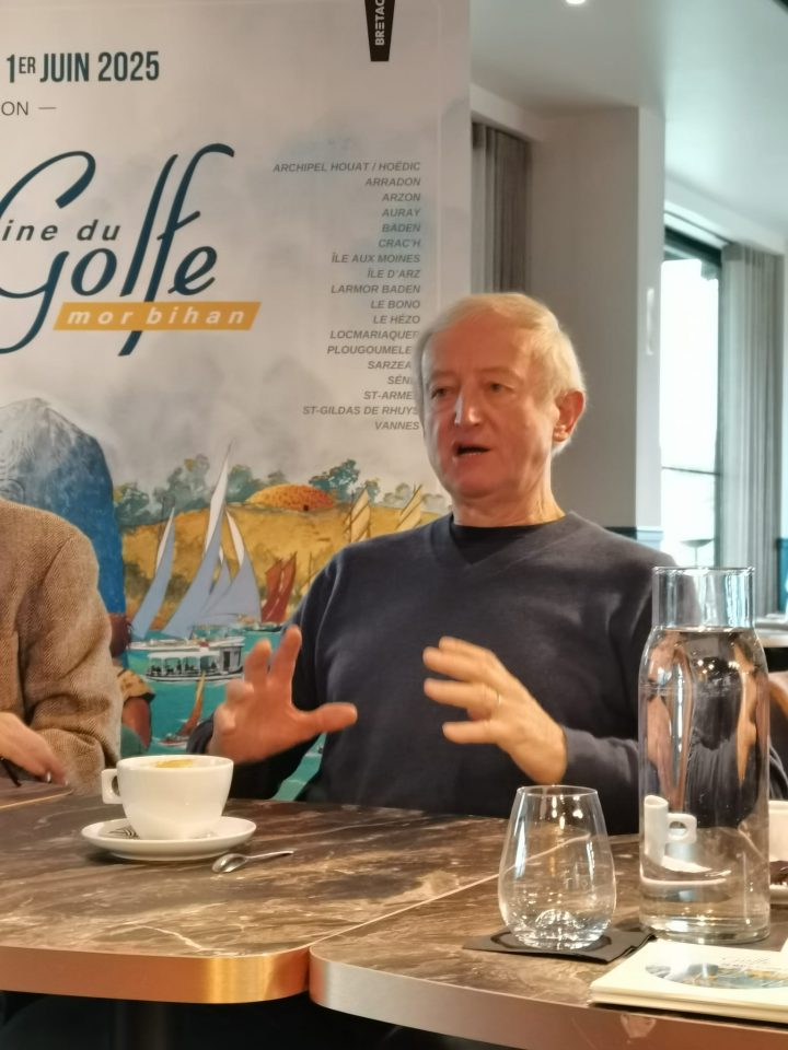 Conférence de presse | rencontre avec Yann Queffélec, écrivain de renom et parrain de la Semaine du Golfe du Morbihan 2025